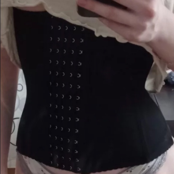 Corset waist trainer - Picture 3 of 6